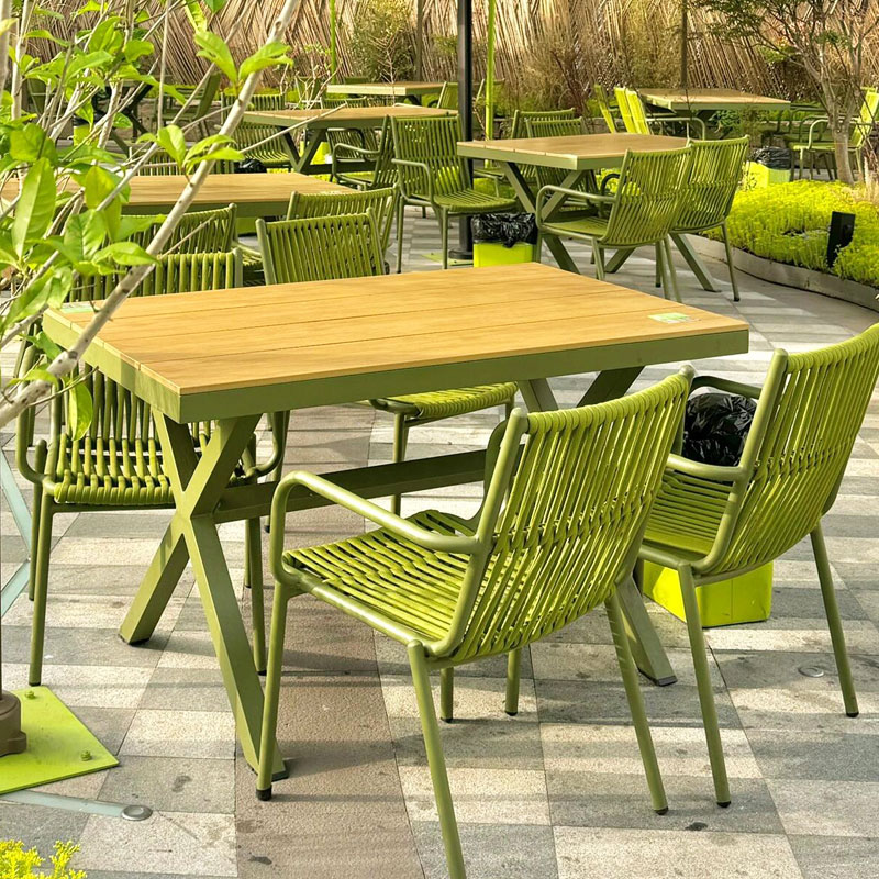Outdoor Furniture Green - Set di mobili da giardino per